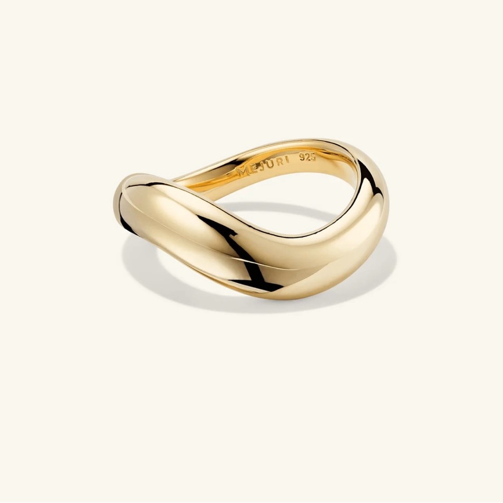 Mejuri Gold Sculptural Ring size 6